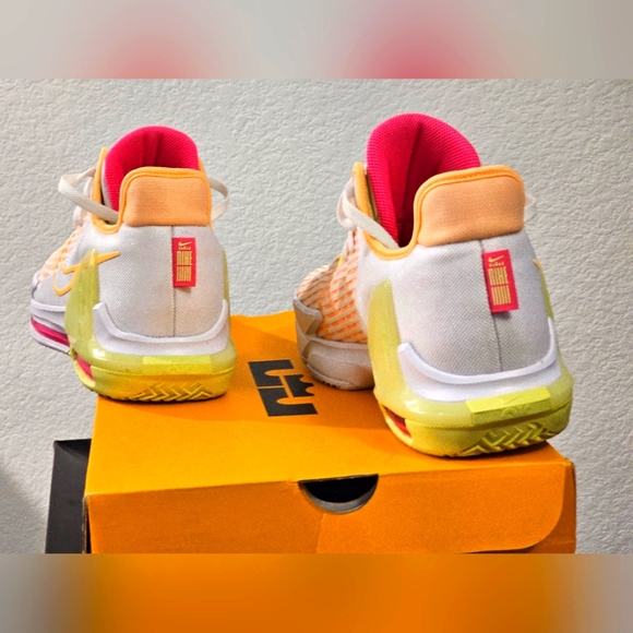 Nike Lebron Witness 6 - Picture 4 of 5